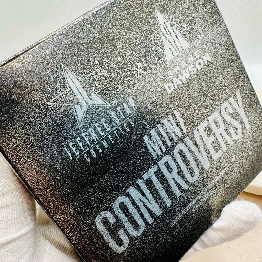 🚨 SALE 🚨 NEW! Jeffree Star Cosmetics x Shane Dawson Mini Controversy Palette